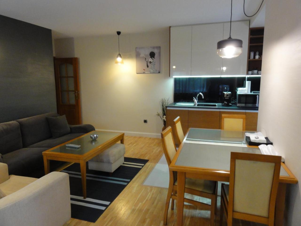 Apartment Center 2